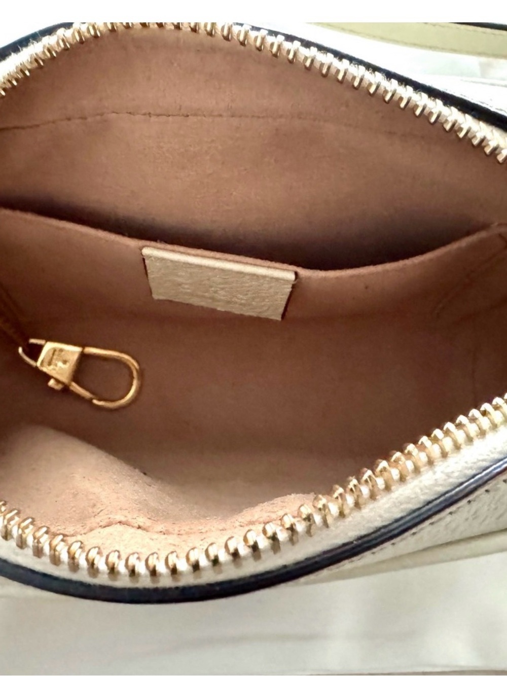 Gucci Cream Pebbled Leather Crossbody with Red and Navy Web - Picture 8 of 13